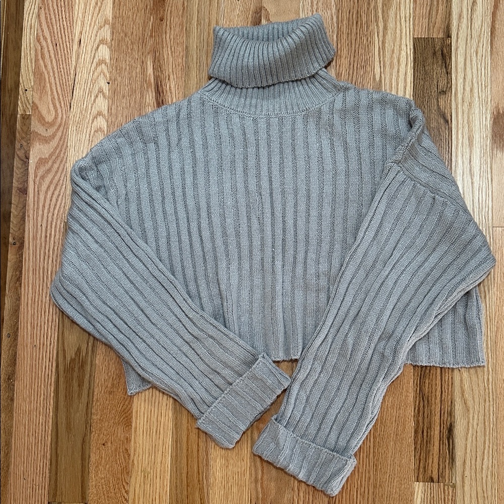 Forever 21 Light Gray Knit Sweater